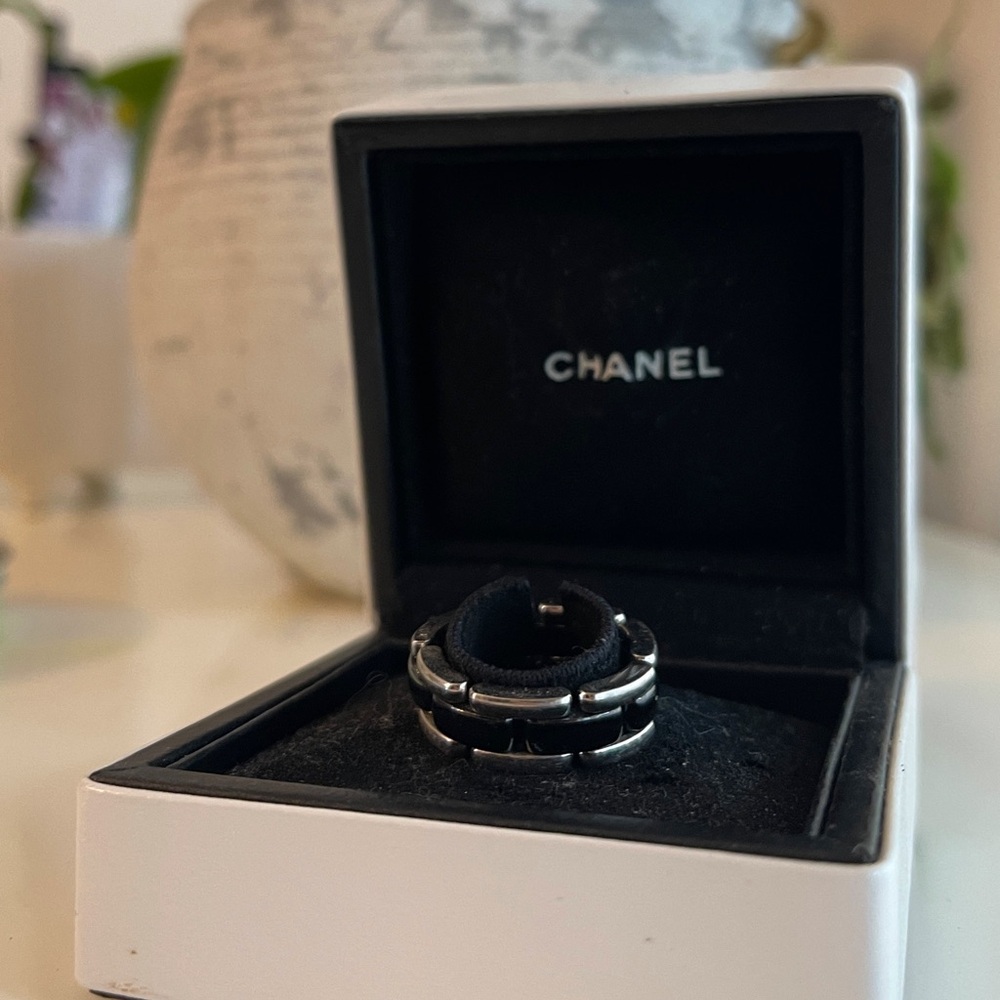 Chanel Ultra Ring, Medium Version, 18k White Gold, Black Ceramic